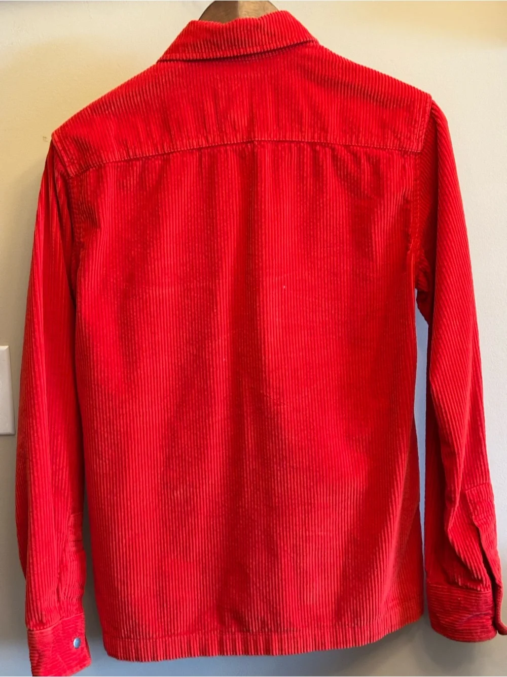 American Eagle Outfitters bold red